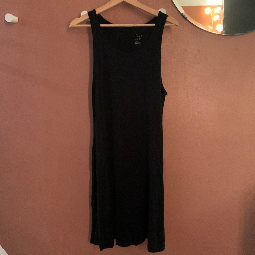 simple black summer dress